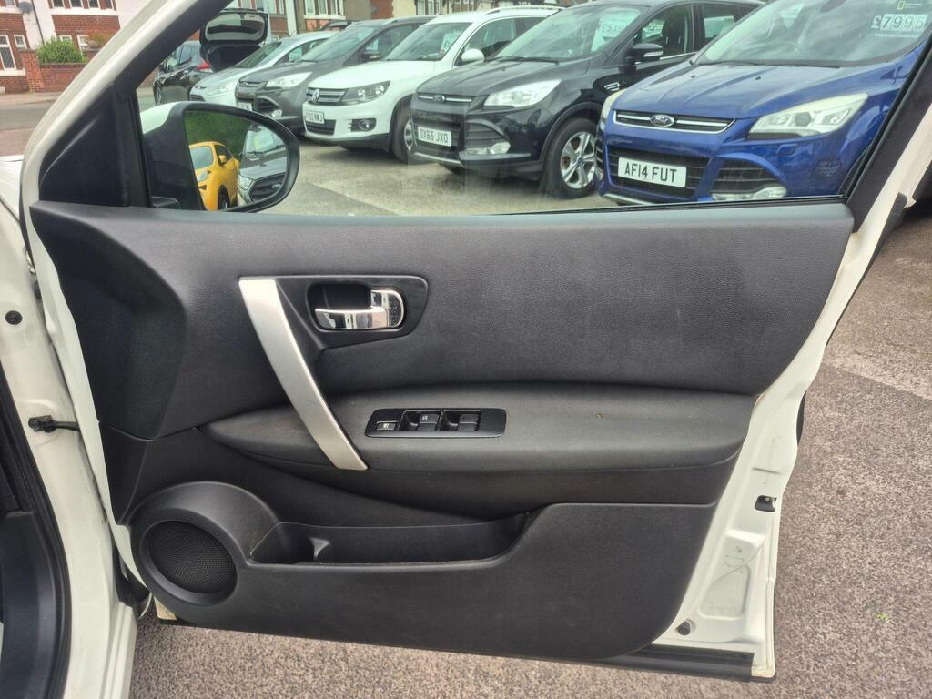 Nissan Qashqai 1.5 Dci N-tec 2Wd Black #24