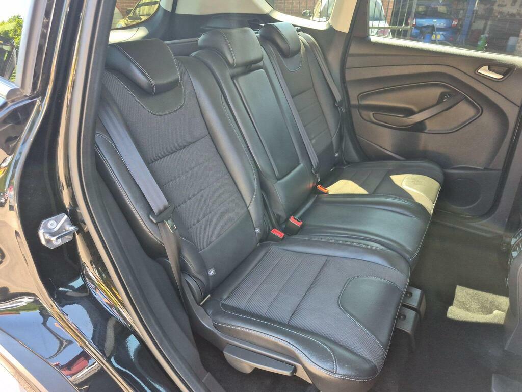 Ford Kuga Suv White #21