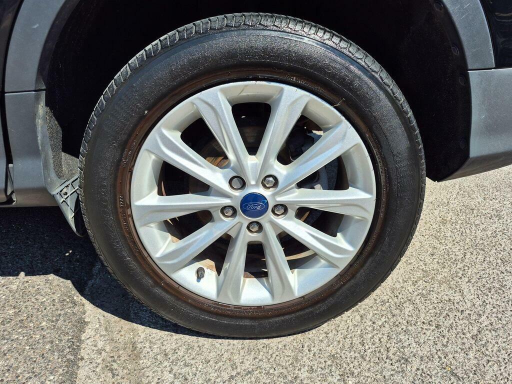 Ford Kuga Suv White #33