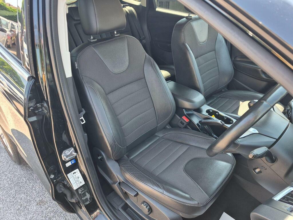 Ford Kuga Suv White #17