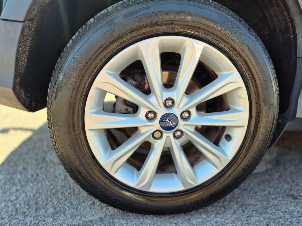 Ford Kuga Suv White #34