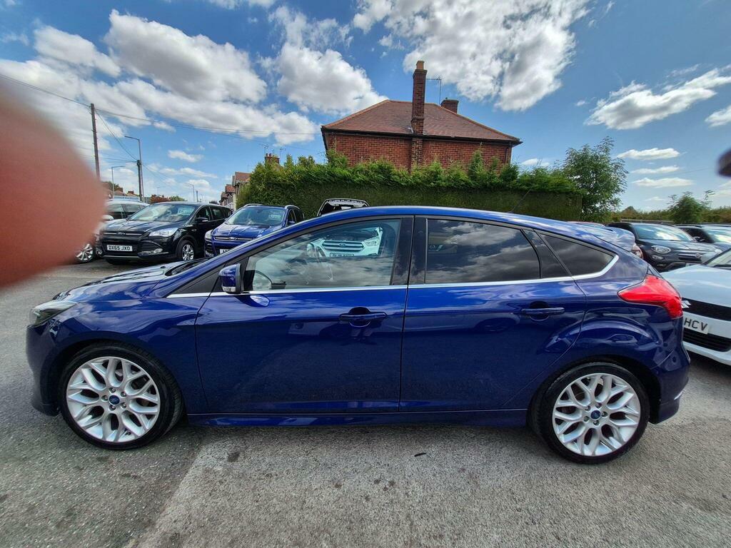 Ford Focus 1.5 Tdci Zetec S Euro 6 S S MM65XZW Blue #2