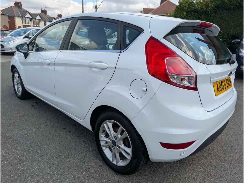 Ford Fiesta 1.5 Tdci Zetec Euro 6 White #4