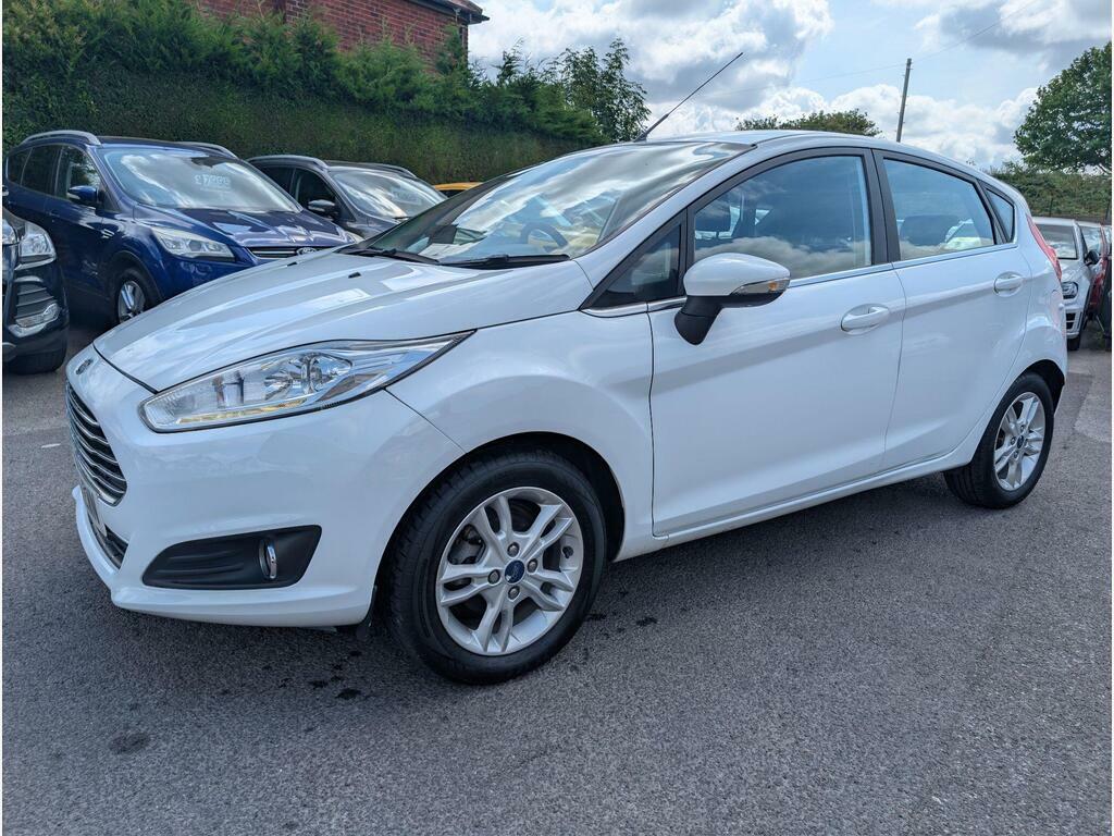 Ford Fiesta 1.5 Tdci Zetec Euro 6 White #2