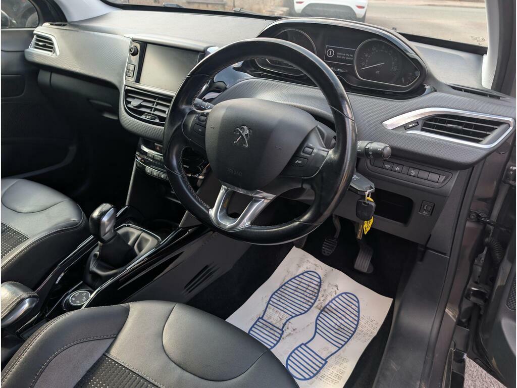 Peugeot 2008 2008 Active Bluehdi Grey #21