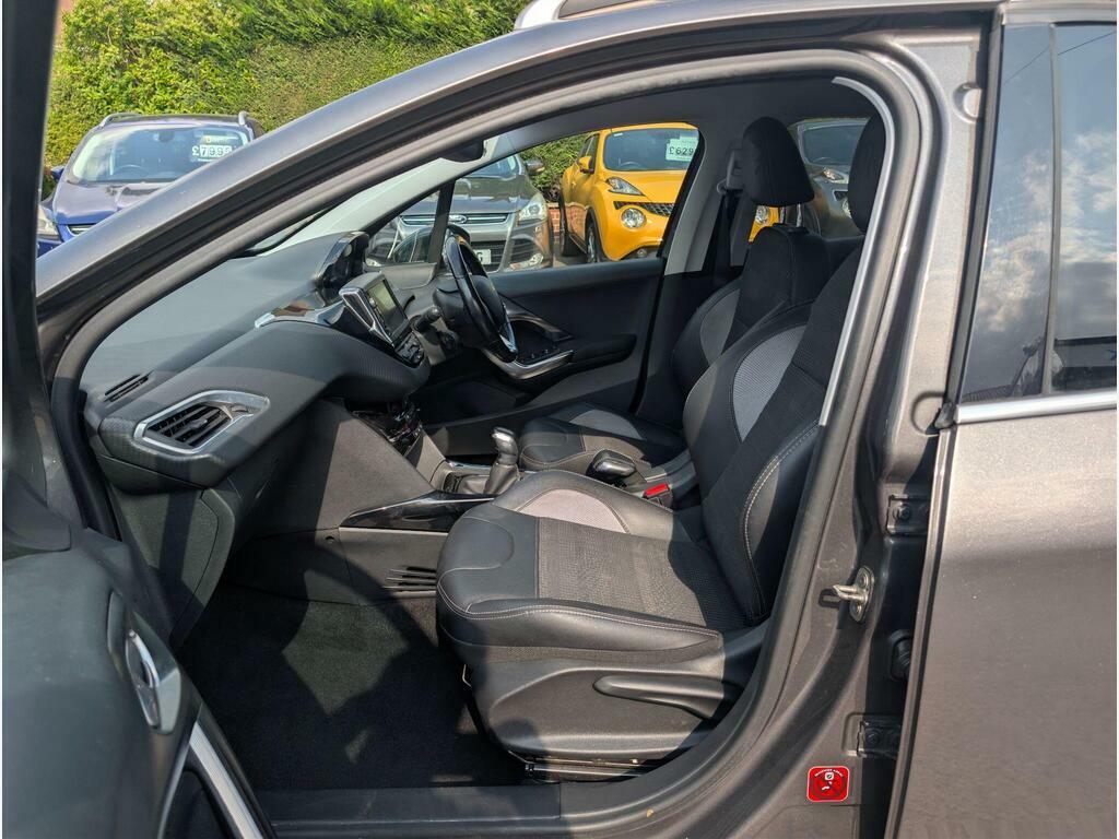 Peugeot 2008 2008 Active Bluehdi Grey #37