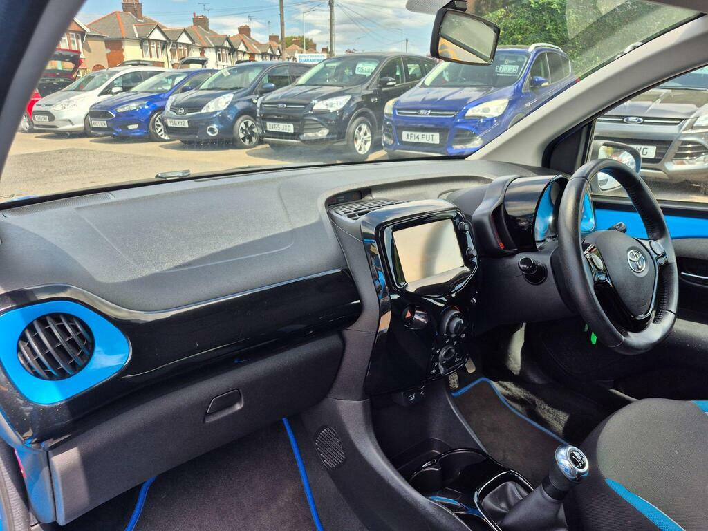 Toyota Aygo Hatchback Black #15