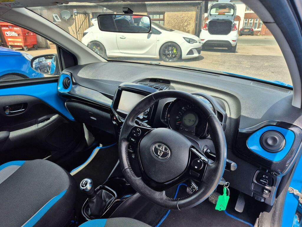 Toyota Aygo Hatchback Black #10