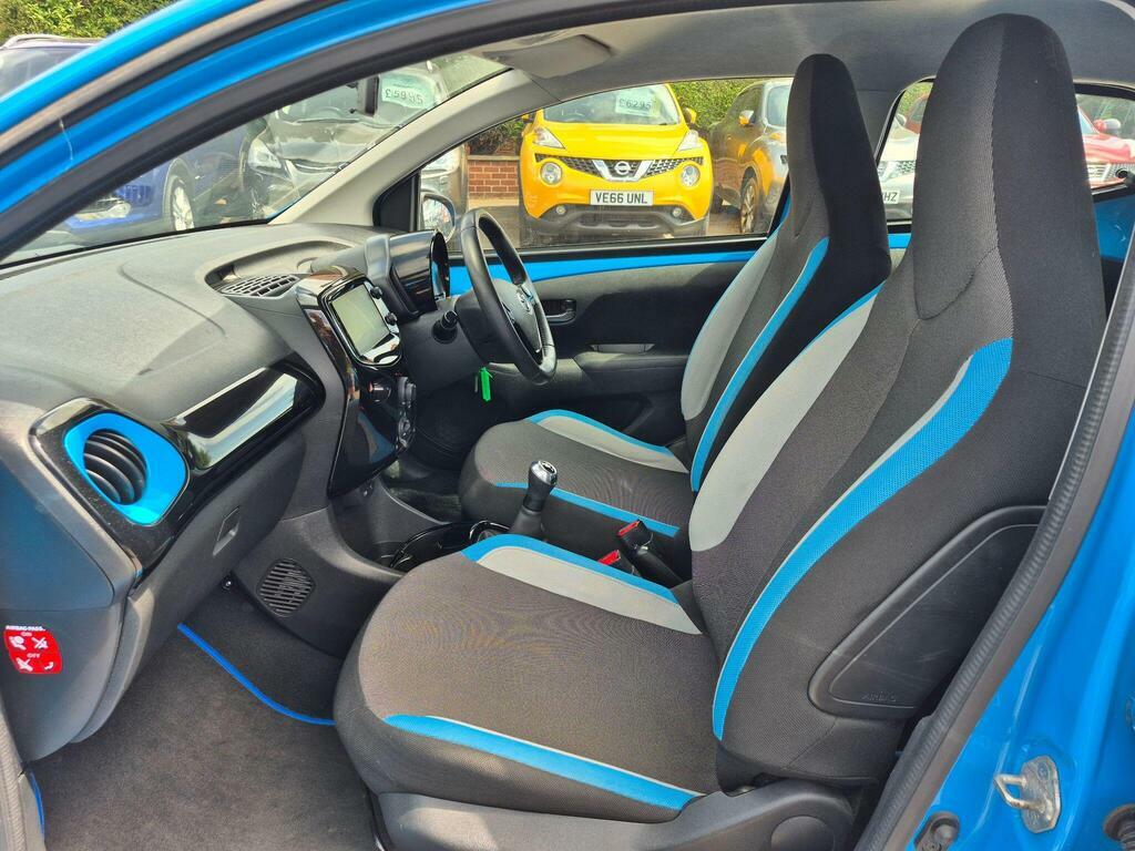 Toyota Aygo Hatchback Black #19