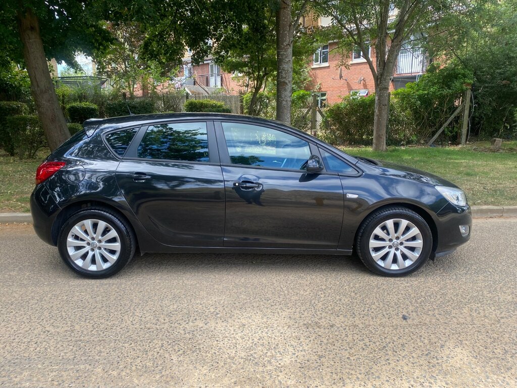 Vauxhall Astra 2.0 Cdti Sri Sports Tourer 165 P Grey #18