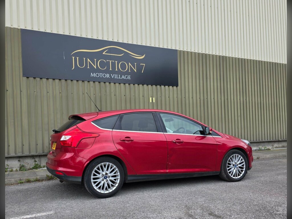 Ford Focus 1.6 Zetec Euro 5 SH11COA Red #6