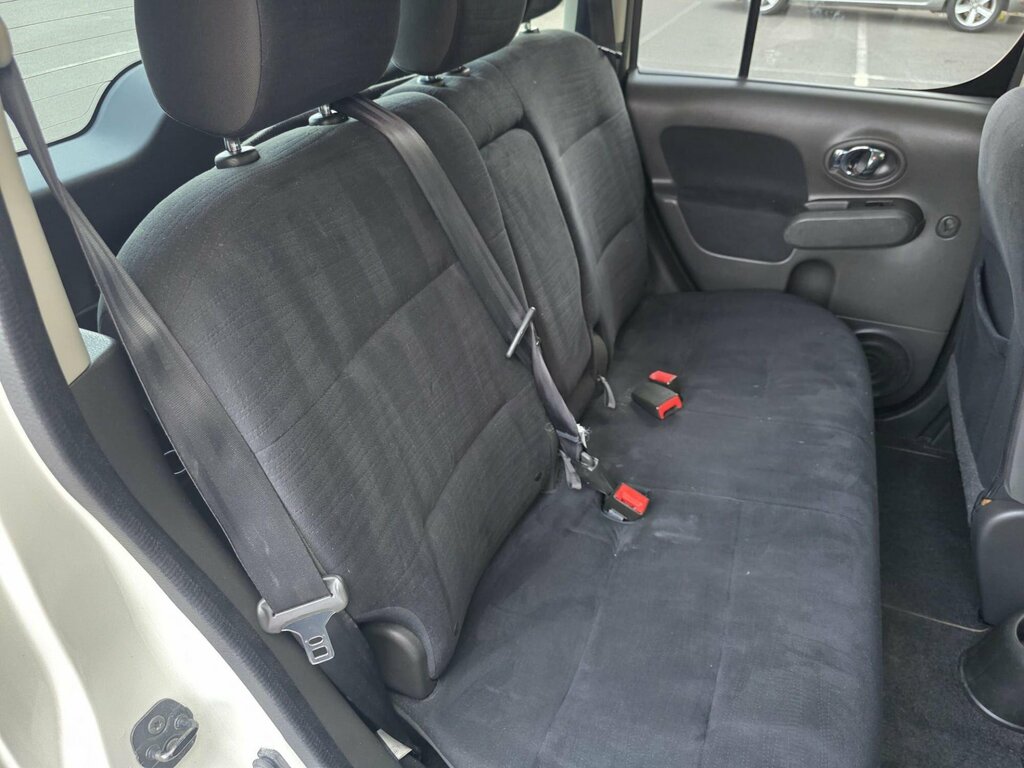 Nissan Cube Hatchback Kaizen 2010 White #19