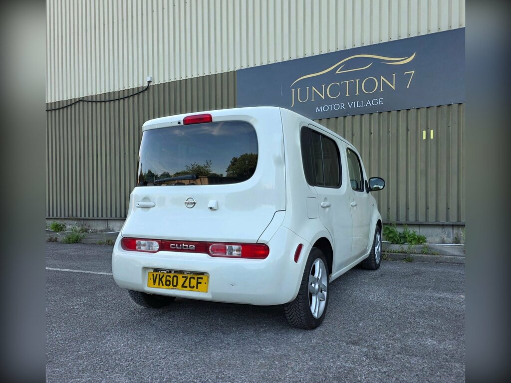 Nissan Cube Hatchback Kaizen 2010 White #14