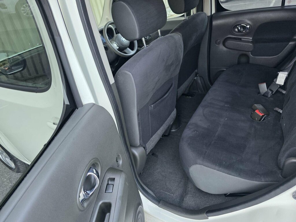 Nissan Cube Hatchback Kaizen 2010 White #22