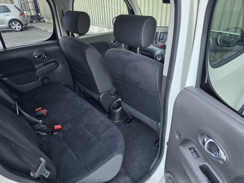 Nissan Cube Hatchback Kaizen 2010 White #18