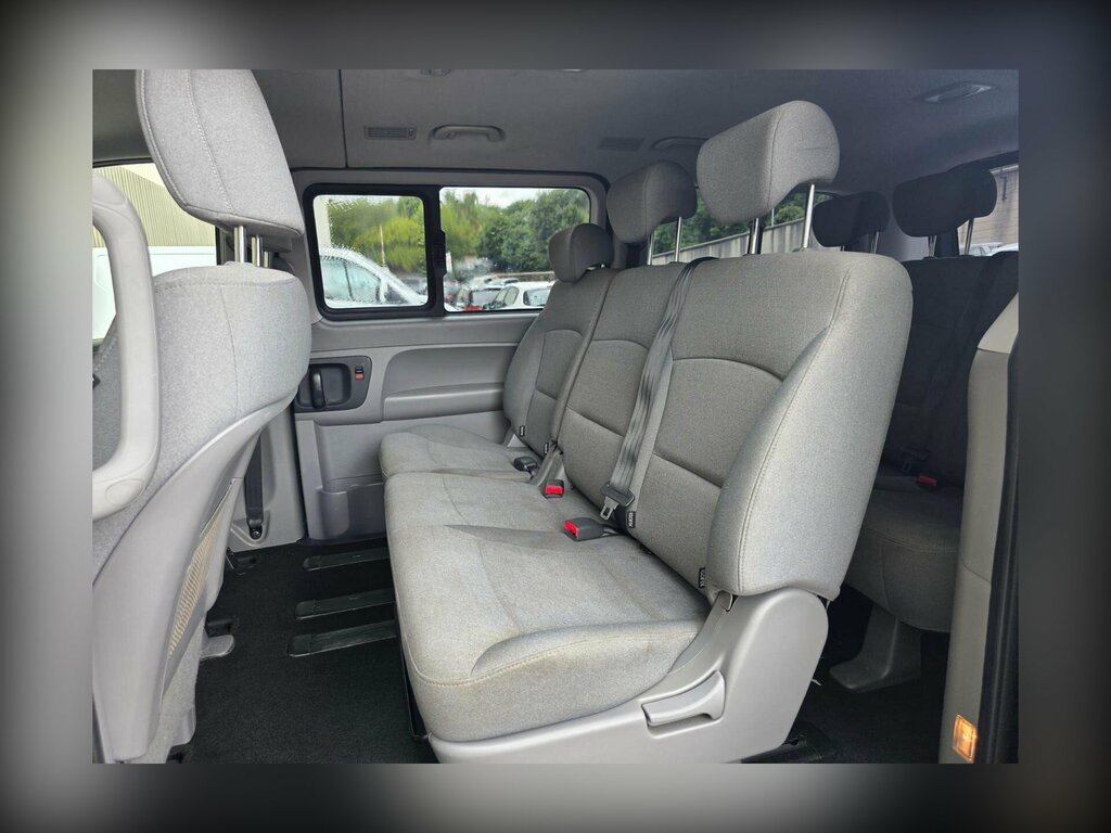 Hyundai I800 2.5 Se Nav Crdi White #11
