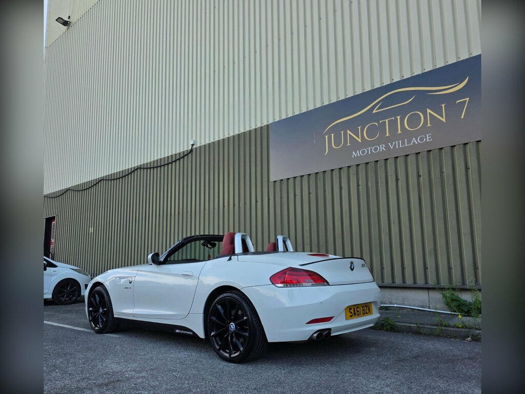 BMW Z4 23I Sdrive Highline Edition Black #12