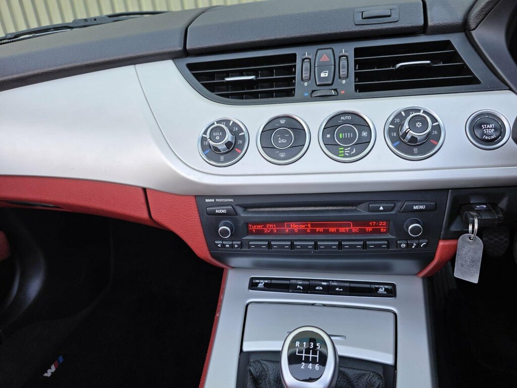 BMW Z4 23I Sdrive Highline Edition Black #21