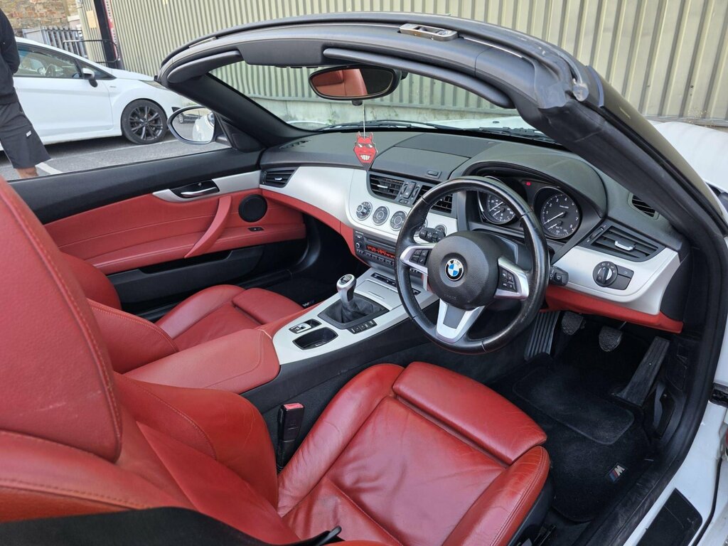 BMW Z4 23I Sdrive Highline Edition Black #19