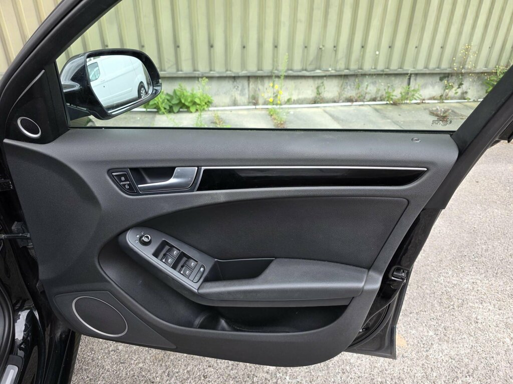 Audi A4 Avant 2.0 Tdi S Line Euro 5 Ss Silver #21