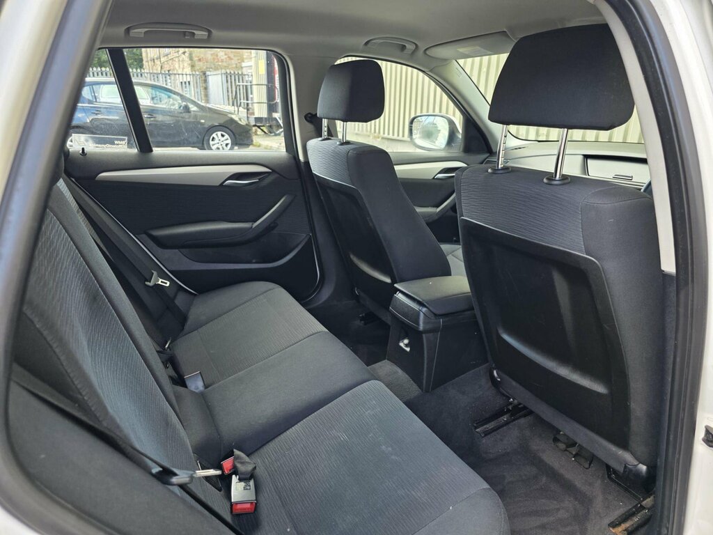 BMW X1 Estate Xdrive18d Black #15