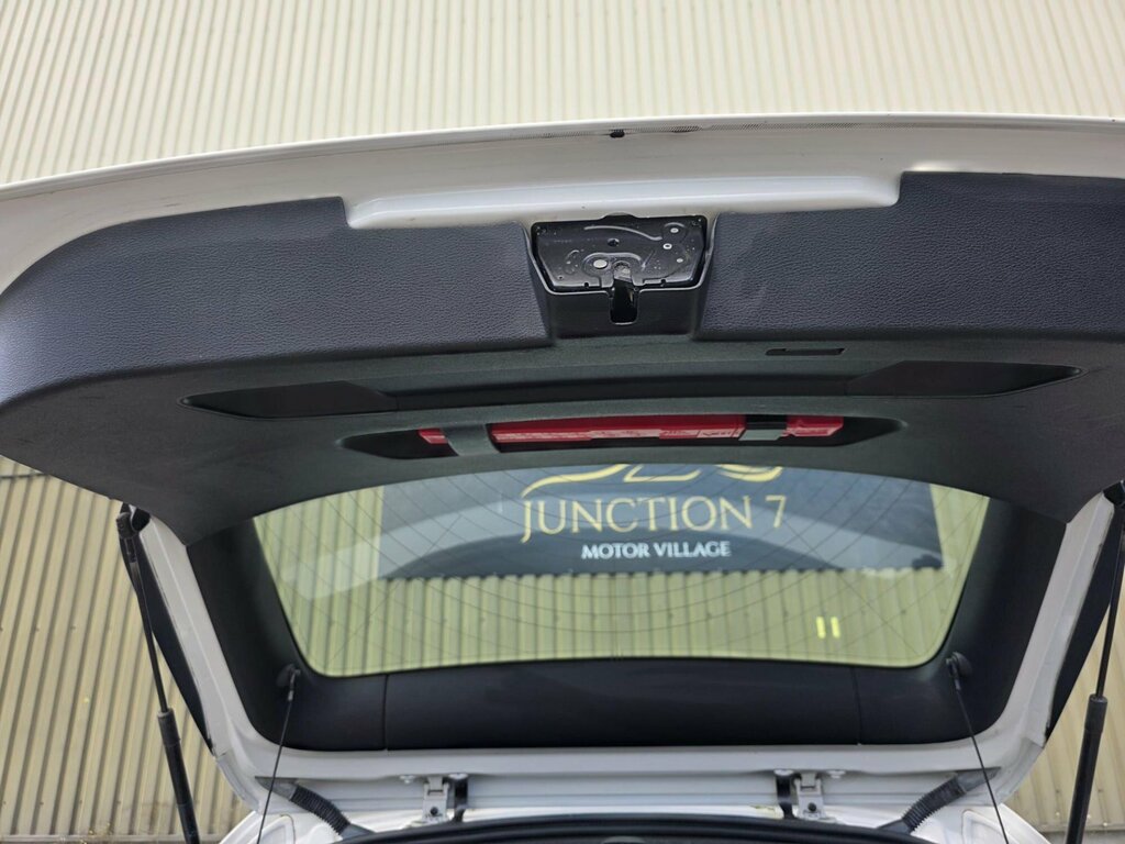 BMW X1 Estate Xdrive18d Black #13
