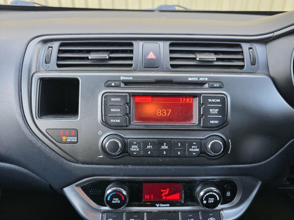 Kia RIO 1.25 1 Air Euro 5 White #35
