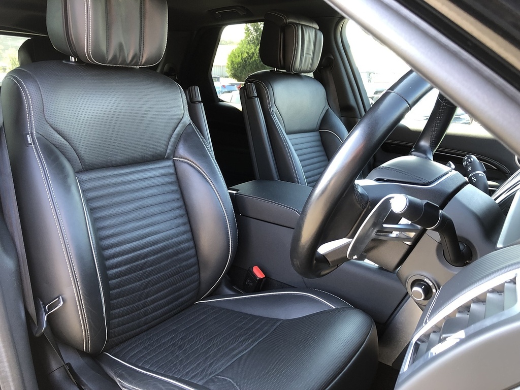 Land Rover Discovery Land Rover Sw 3.0 D300 Metropolitan Edition Black #18