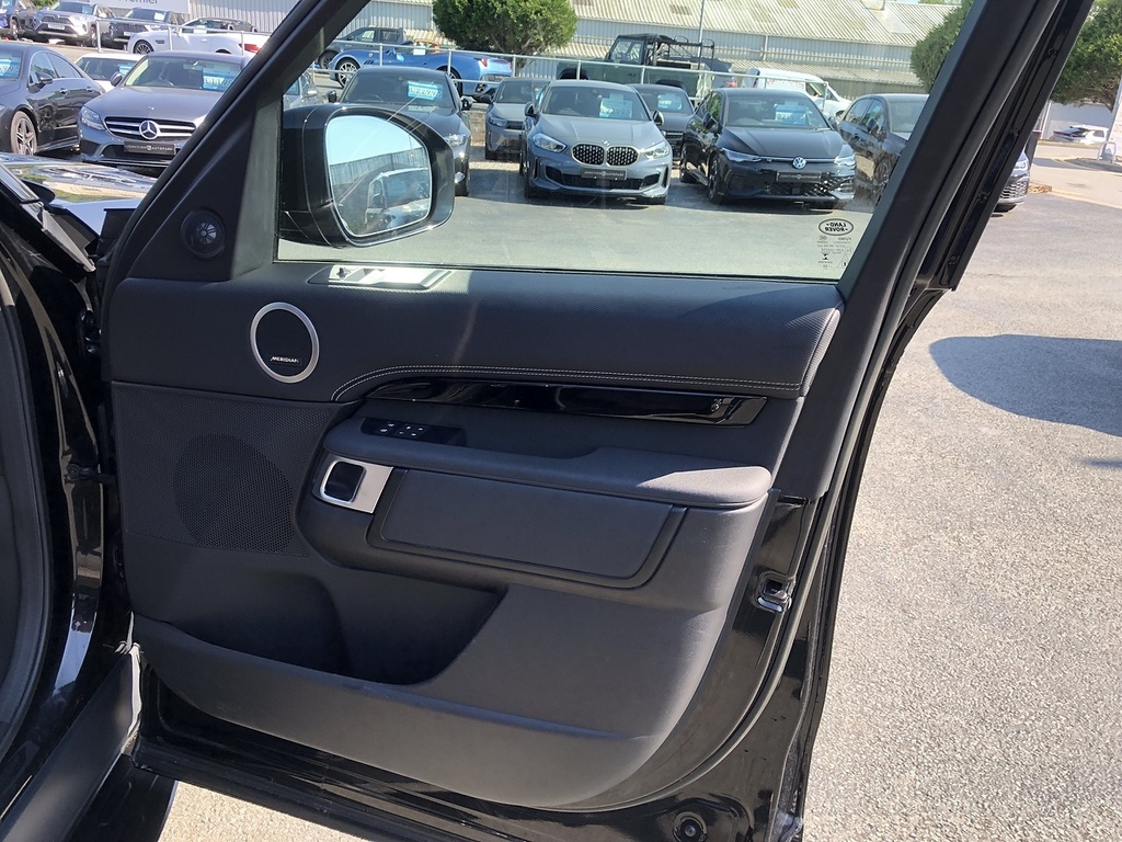 Land Rover Discovery Land Rover Sw 3.0 D300 Metropolitan Edition Black #65