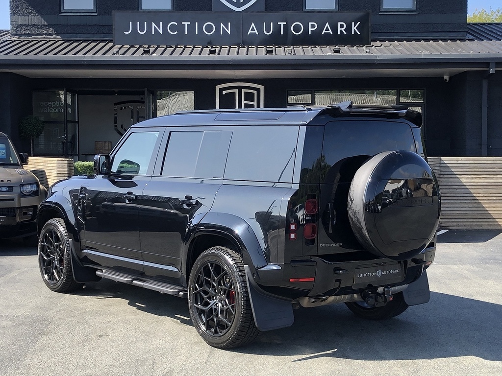 Land Rover Defender 110 D300 Mhev X-dynamic Hse Black #3