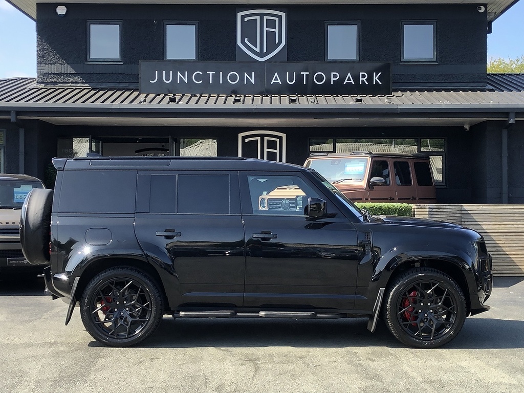 Land Rover Defender 110 D300 Mhev X-dynamic Hse Black #5