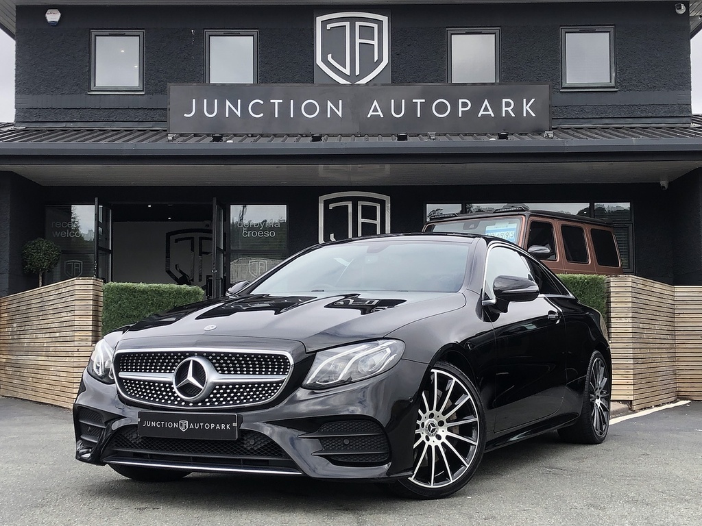 Mercedes-Benz E Class E300 Amg Line Black #2