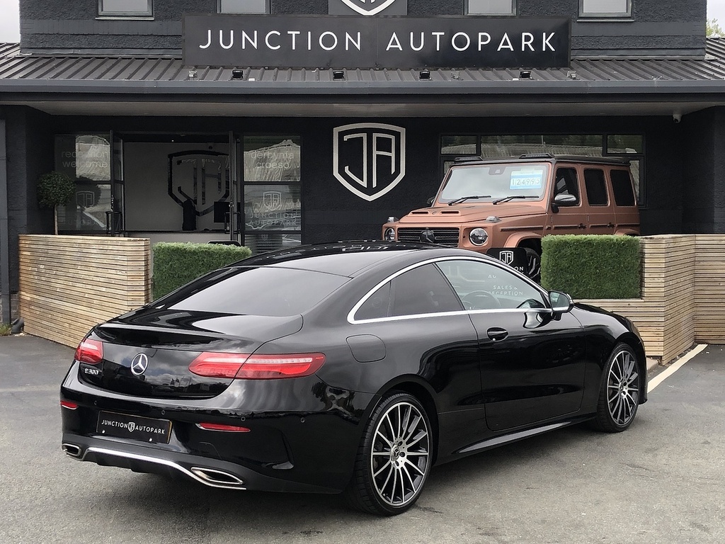 Mercedes-Benz E Class E300 Amg Line Black #6