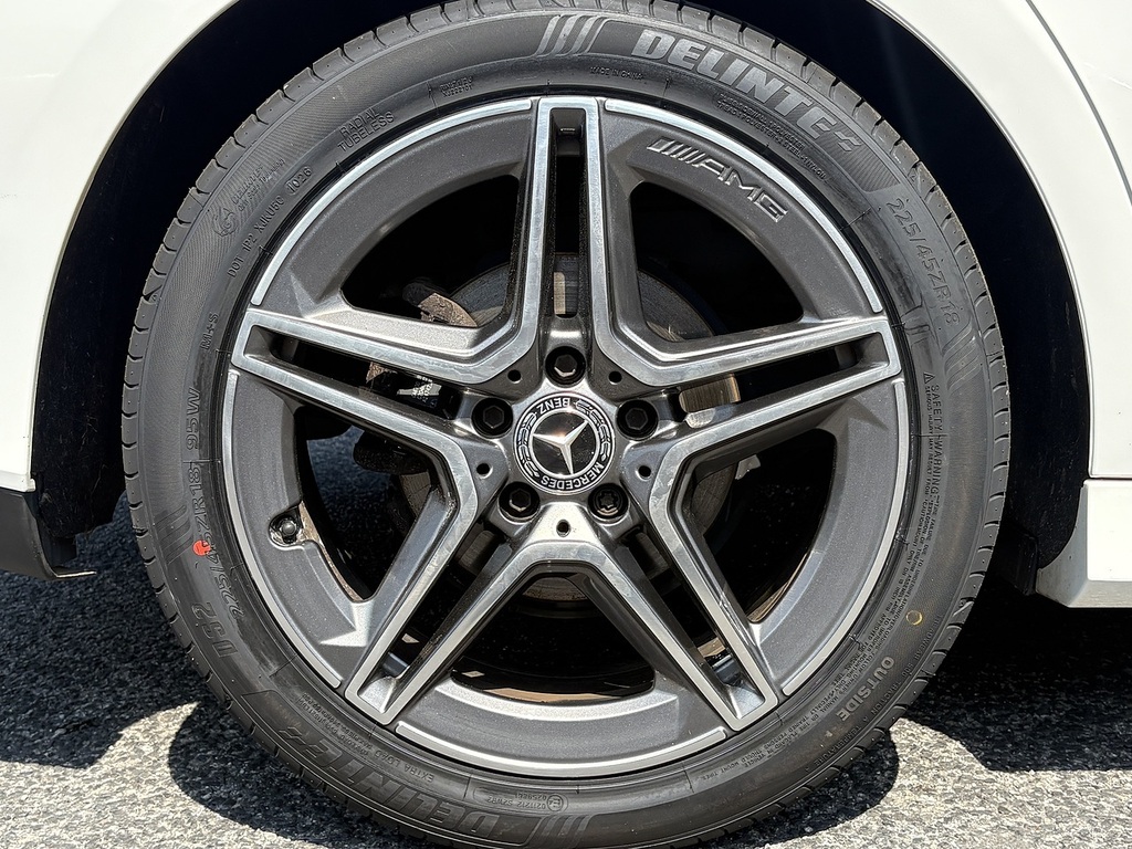 Mercedes-Benz CLA Class Cla 200 Amg Line Tip Red #10