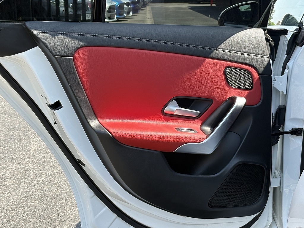 Mercedes-Benz CLA Class Cla 200 Amg Line Tip Red #66