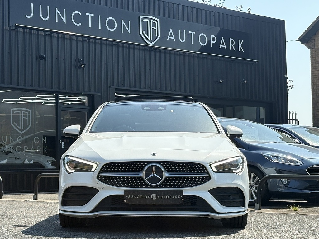 Mercedes-Benz CLA Class Cla 200 Amg Line Tip Red #8