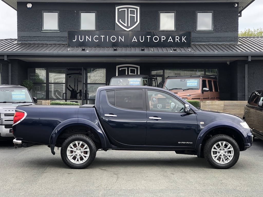 Mitsubishi L200 Di-d Barbarian Blue #5
