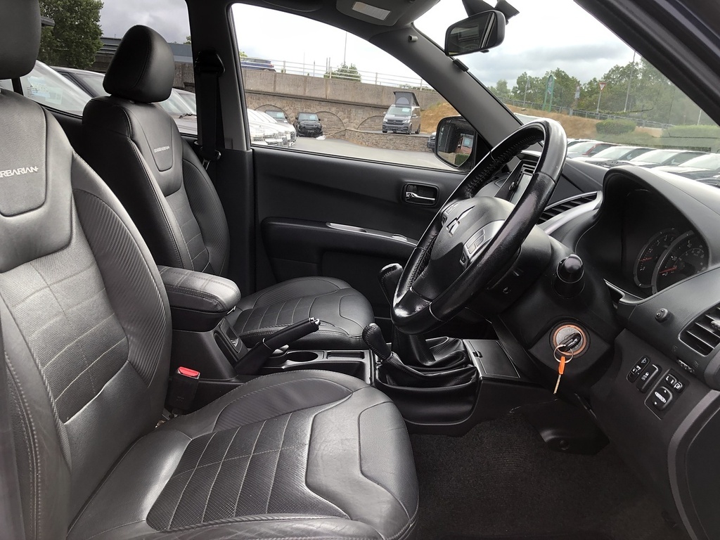 Mitsubishi L200 L200 4Work Club Cab Di-d 4X4 Silver #15
