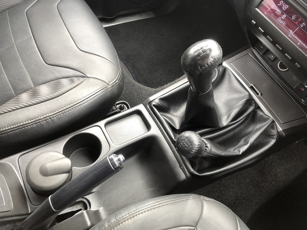 Mitsubishi L200 L200 4Work Club Cab Di-d 4X4 Silver #35