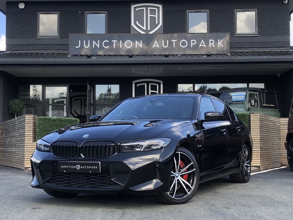 BMW 3 Series 330E M Sport Blue #2