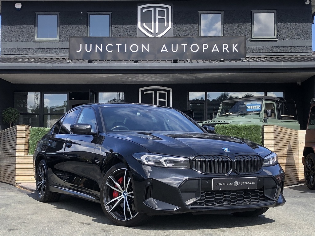 BMW 3 Series 330E M Sport Blue