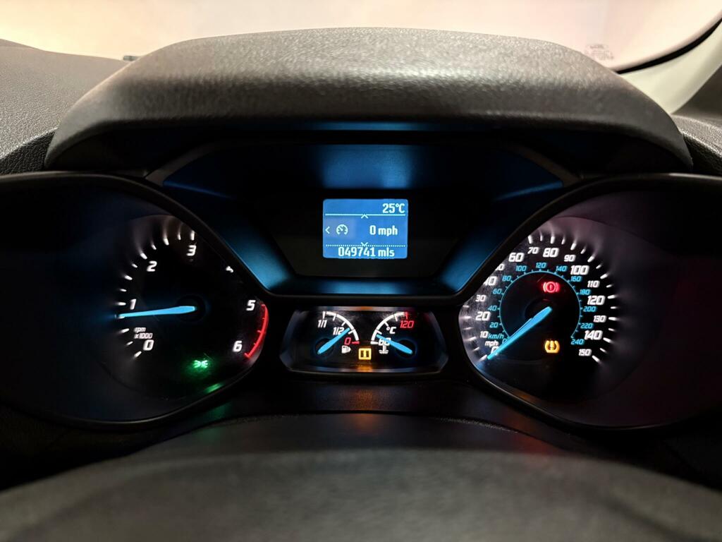 Ford Grand Tourneo Connect 1.5L Titanium White #16