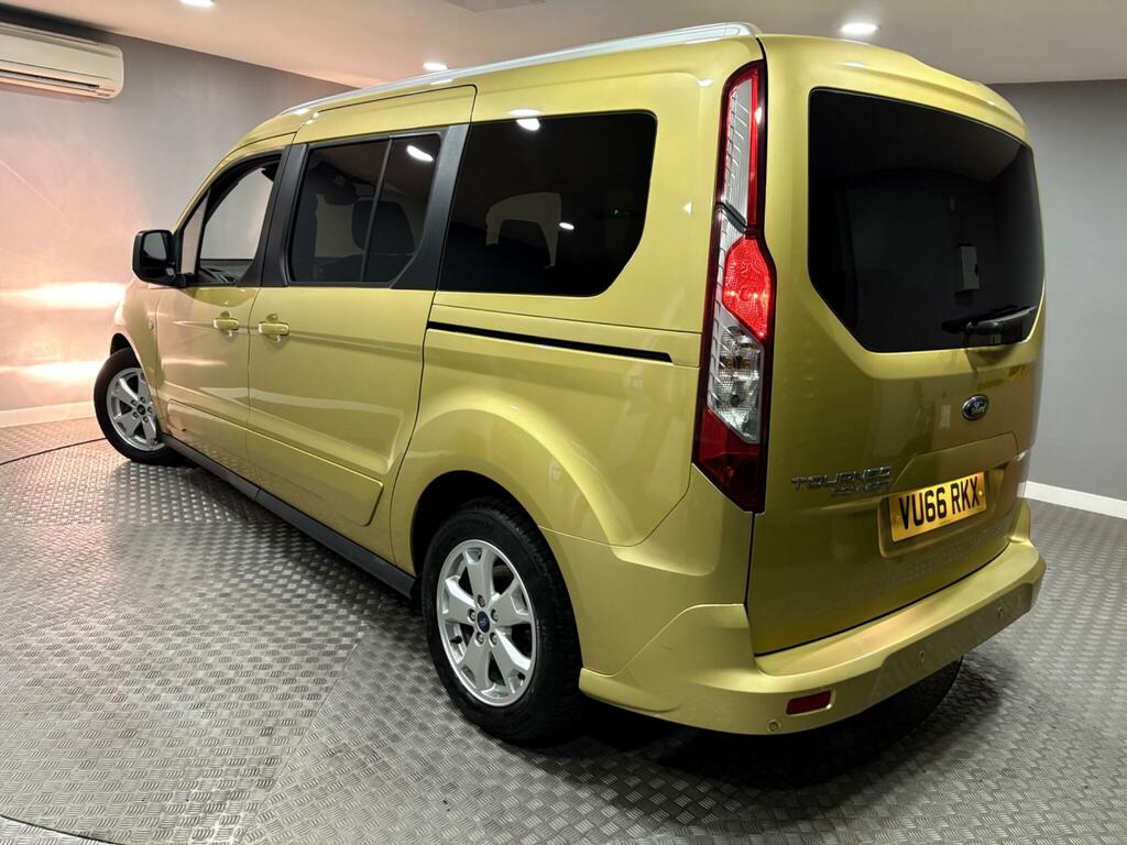 Ford Grand Tourneo Connect 1.5L Titanium White #39