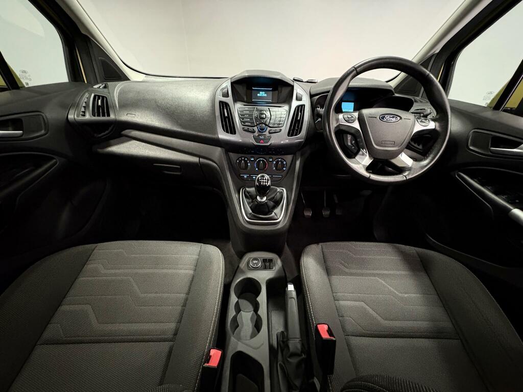 Ford Grand Tourneo Connect 1.5L Titanium White #10