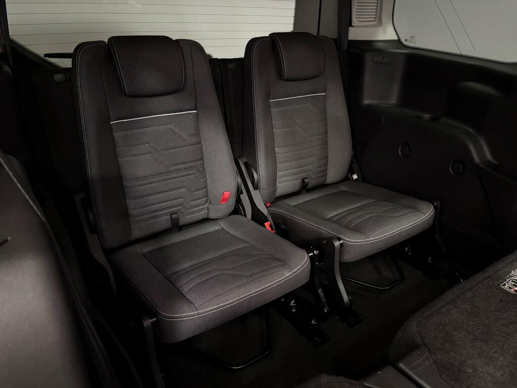 Ford Grand Tourneo Connect 1.5L Titanium White #35