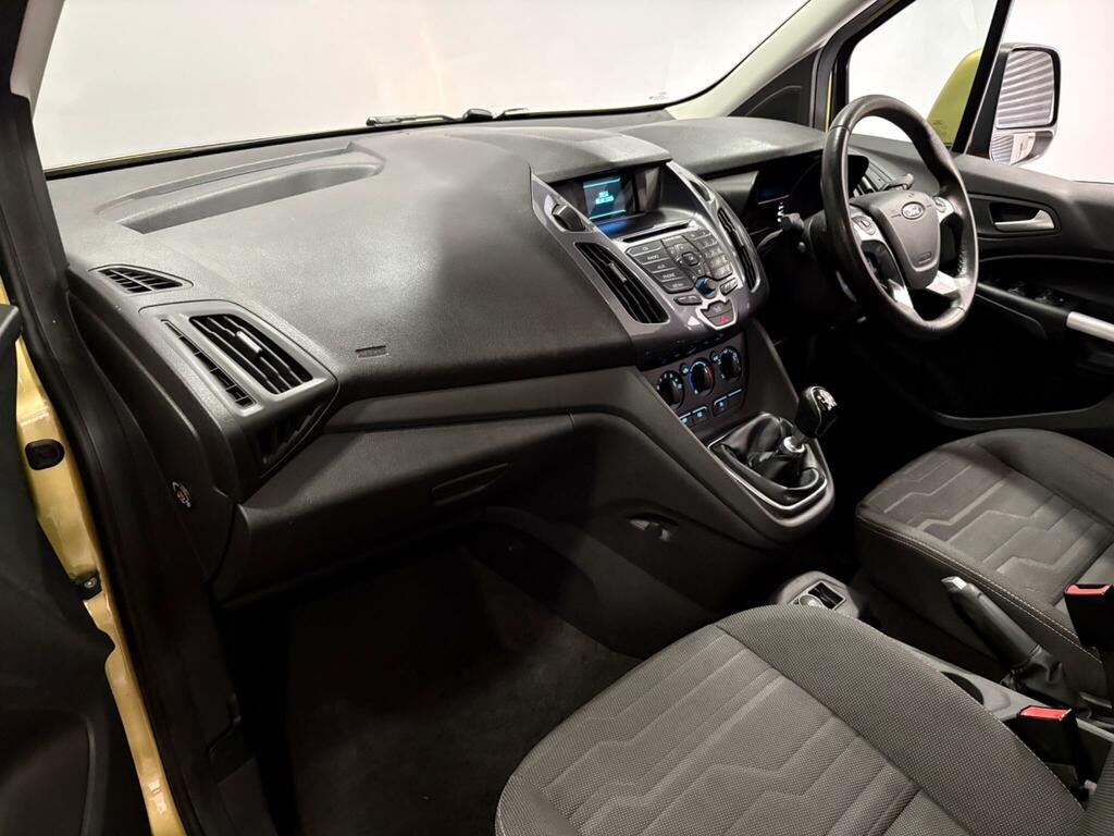 Ford Grand Tourneo Connect 1.5L Titanium White #11