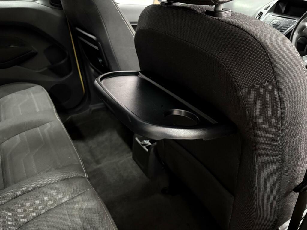 Ford Grand Tourneo Connect 1.5L Titanium White #34