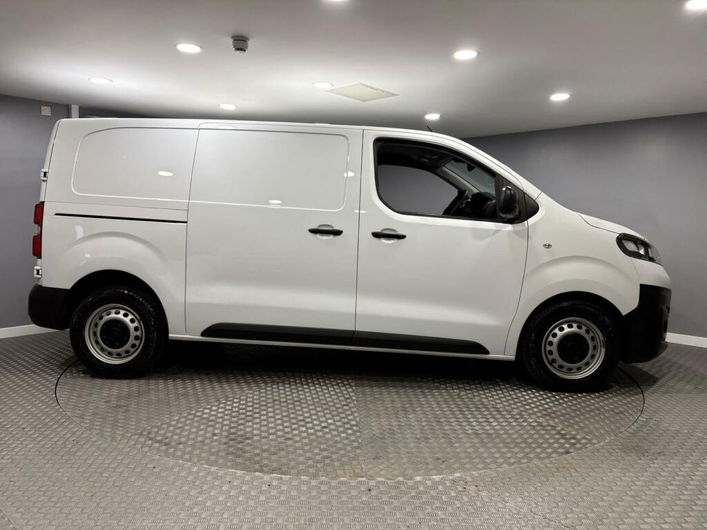 Vauxhall Vivaro 1.5 Turbo D 2900 Prime Panel Van 6Dr White #2