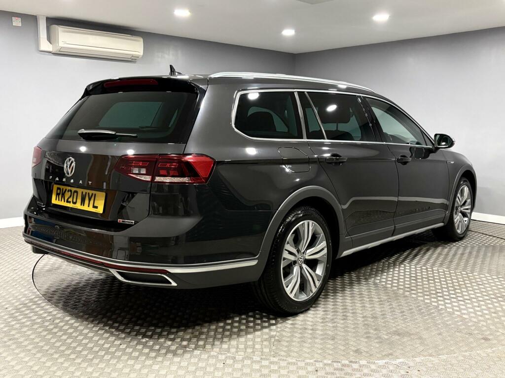 Volkswagen Passat Alltrack 2.0 Tdi Evo Alltrack Estate Dsg 4Motion Grey #3