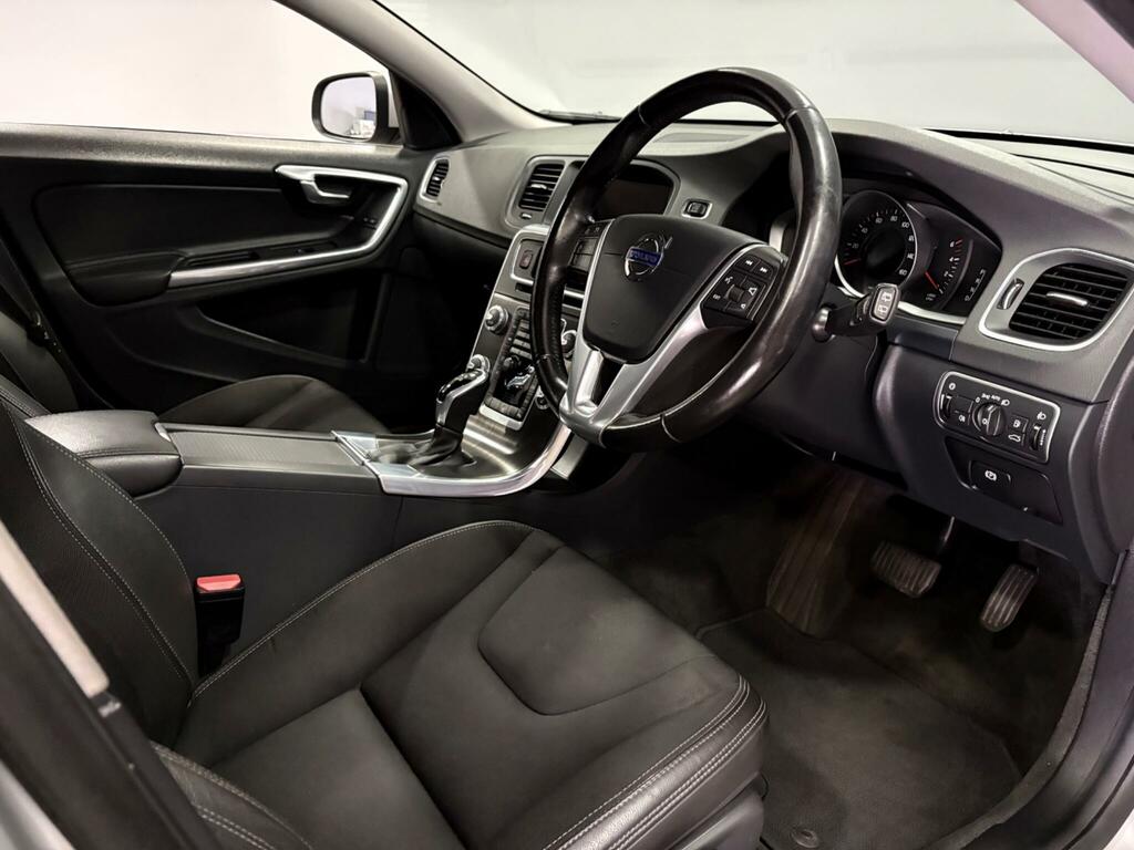 Volvo V60 D2 Se Estate Grey #9